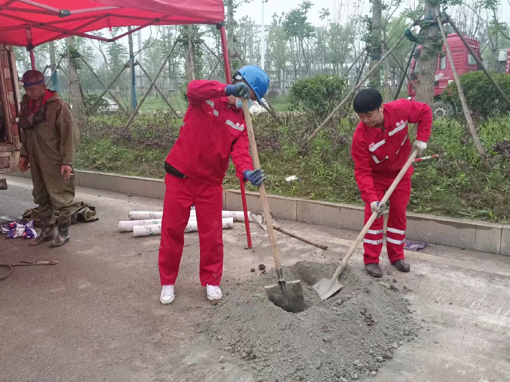 金湖管道疏通哪家好】及时进行市政管道清淤