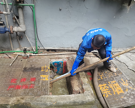 金湖清掏化粪池