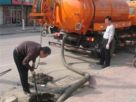 金湖清掏化粪池，健康生活从这里开始